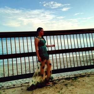 Meet your Posher, Andrea victoria